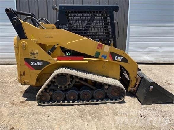 CAT 257B2  스키드로더