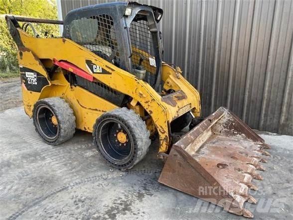 CAT 272C  스키드로더