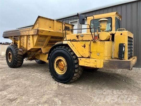 CAT D25C 연결식 홀러