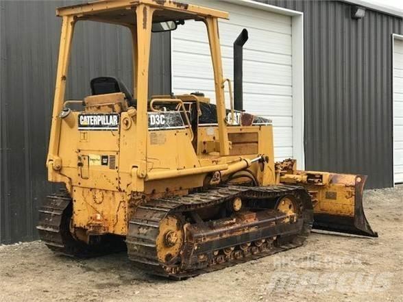 CAT D3C 크롤러 도저