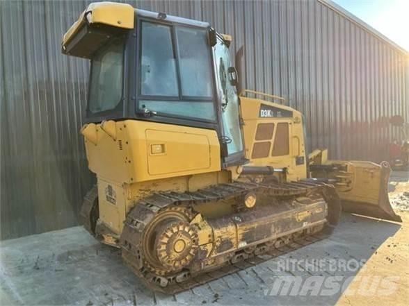 CAT D3K2 크롤러 도저