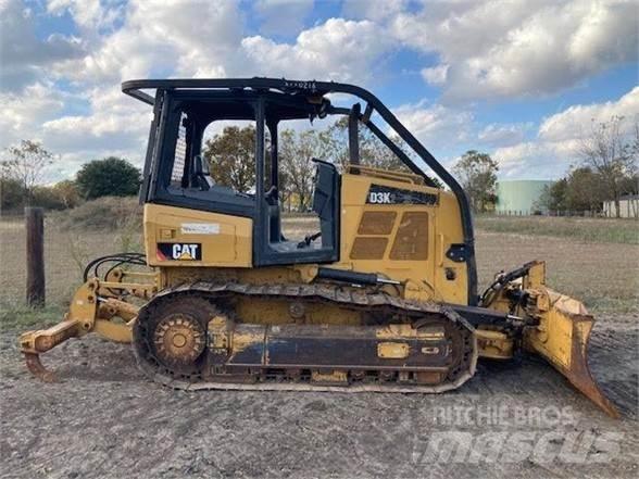 CAT D3K2 XL 크롤러 도저