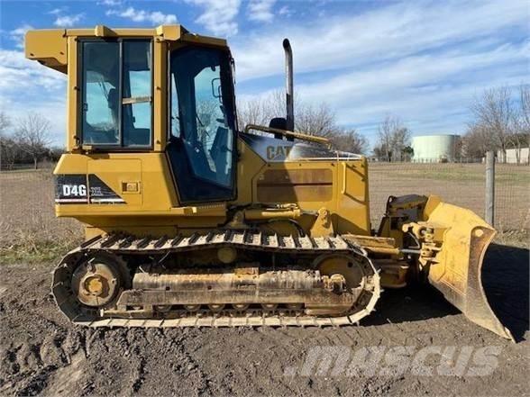 CAT D4G XL 크롤러 도저