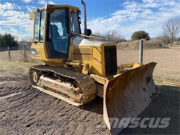 CAT D4G XL 크롤러 도저