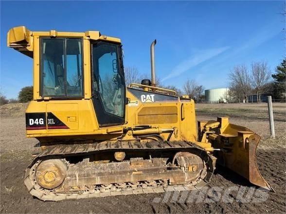 CAT D4G XL 크롤러 도저
