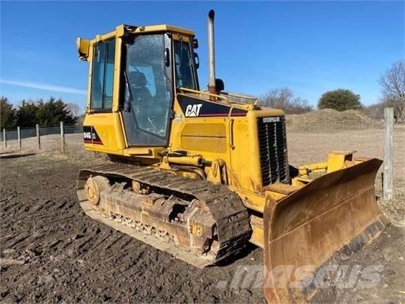 CAT D4G XL 크롤러 도저
