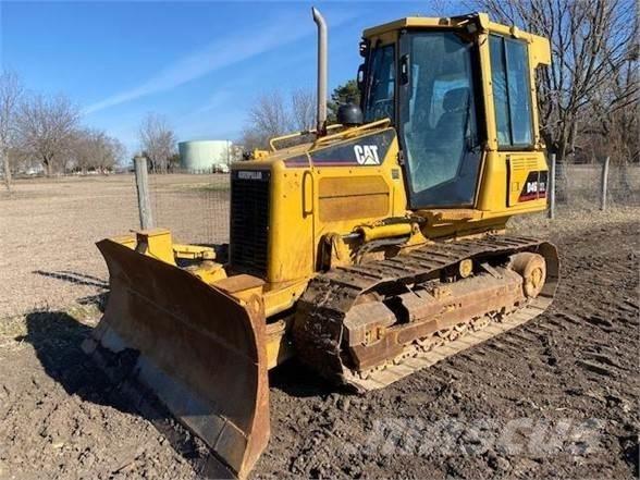 CAT D4G XL 크롤러 도저