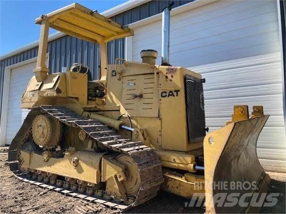 CAT D4H 크롤러 도저