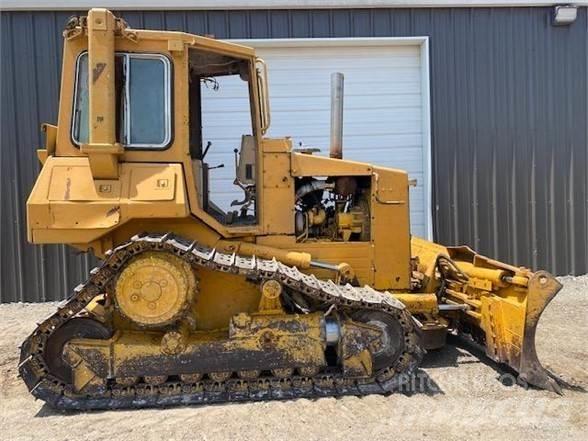 CAT D4H 크롤러 도저
