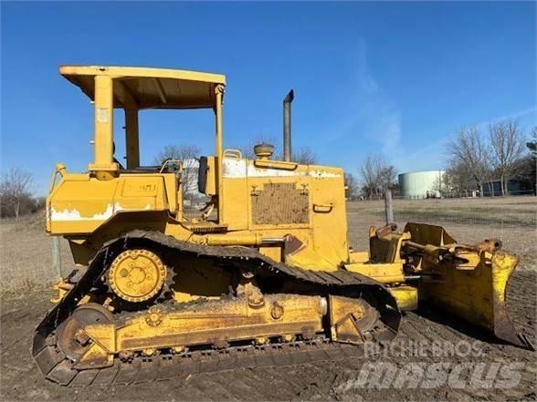 CAT D5M LGP 크롤러 도저