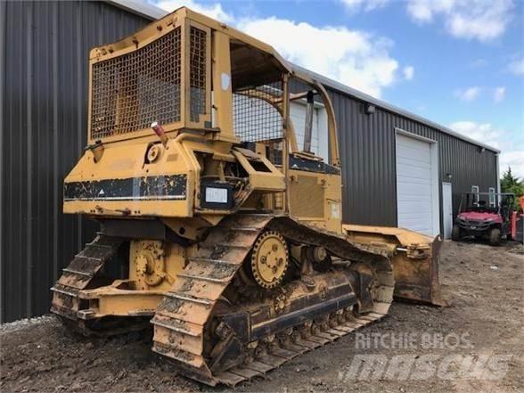 CAT D5M XL 크롤러 도저