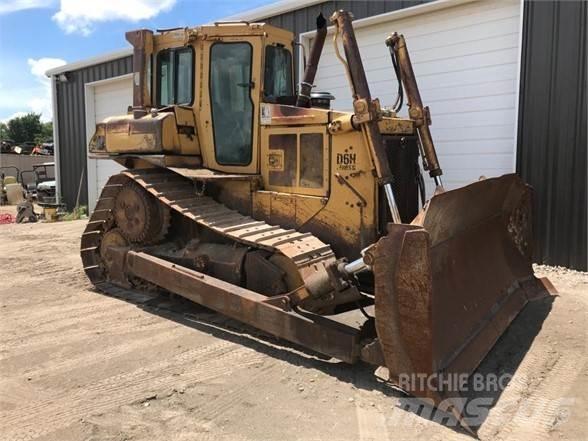 CAT D6H XL 크롤러 도저