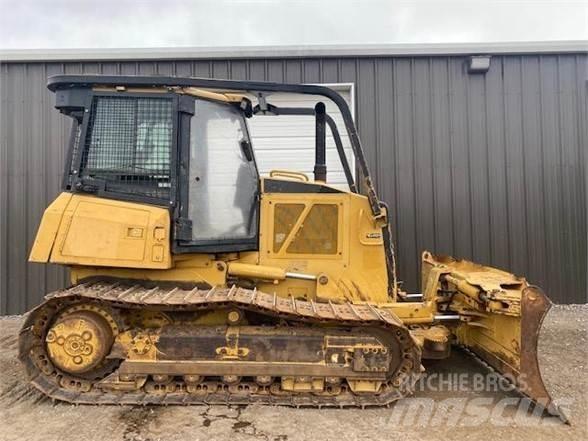 CAT D6K 크롤러 도저