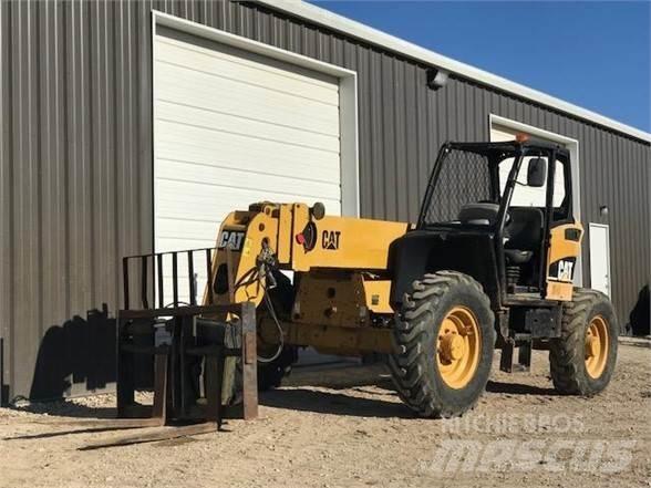 CAT TH360B 텔러 핸들러