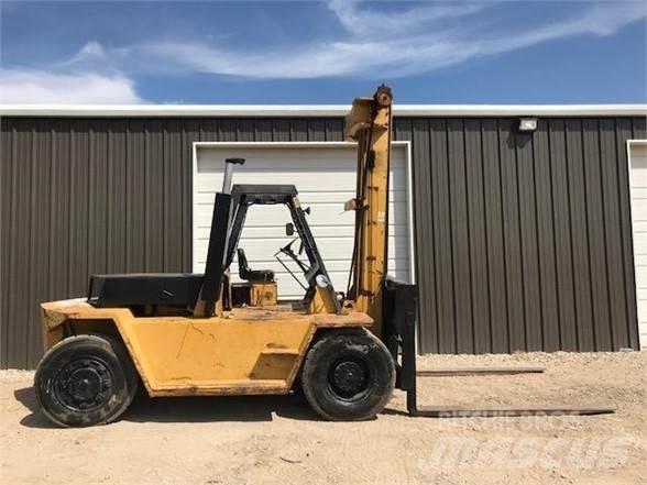 CAT V225B 디젤 지게차