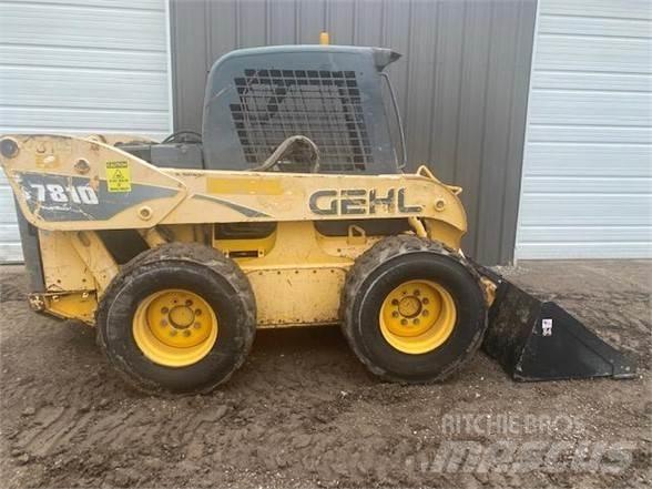 Gehl 7810  스키드로더