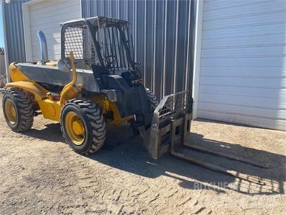 JCB 520 텔러 핸들러