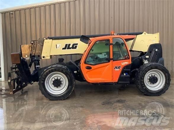 JLG 1055 텔러 핸들러