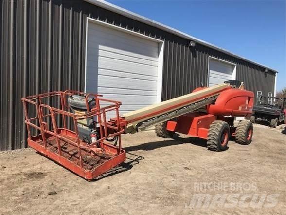 JLG 600S 견인식 전동이동 리프트