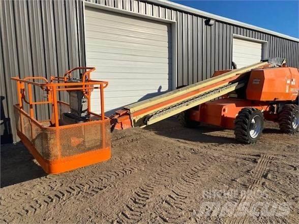 JLG 600S 견인식 전동이동 리프트