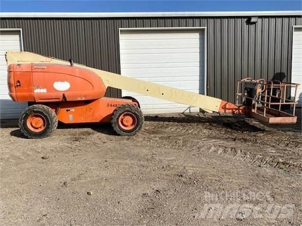 JLG 600S 견인식 전동이동 리프트