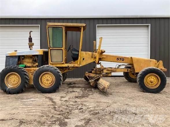 John Deere 570 그레이더