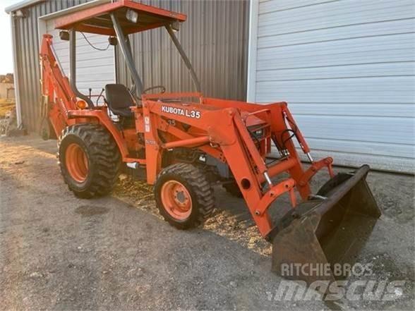 Kubota L35 백호로더