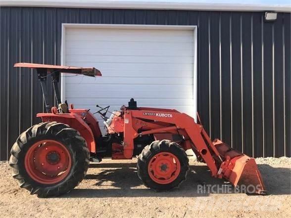 Kubota M4700 트랙터