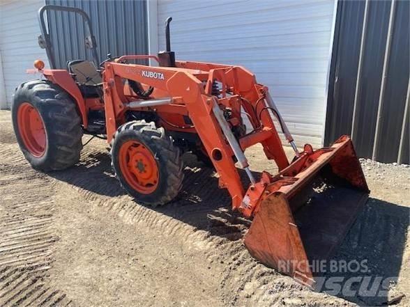 Kubota M4700 트랙터