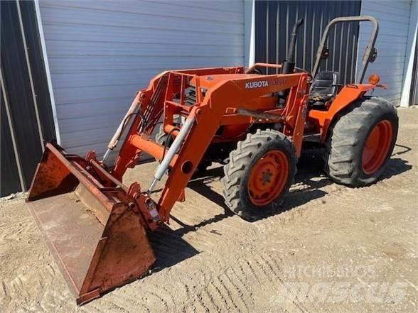 Kubota M4700 트랙터