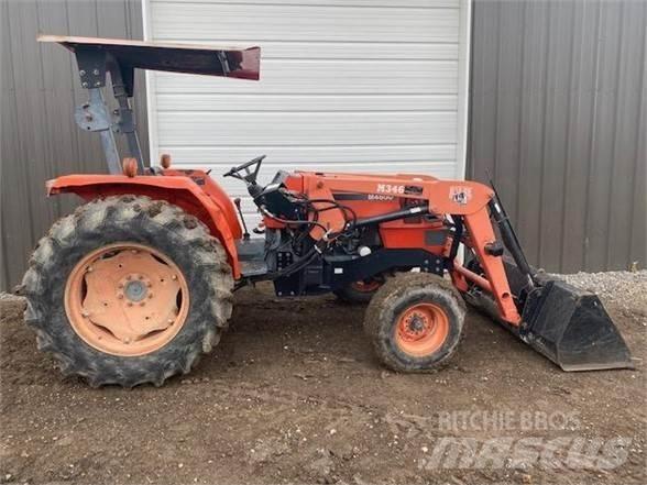 Kubota M4800 트랙터