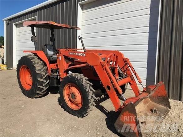 Kubota M6800 트랙터