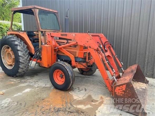 Kubota M8950 트랙터
