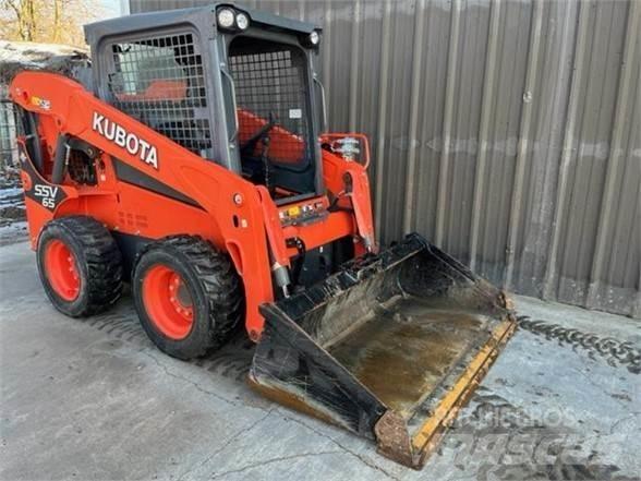 Kubota SSV65  스키드로더
