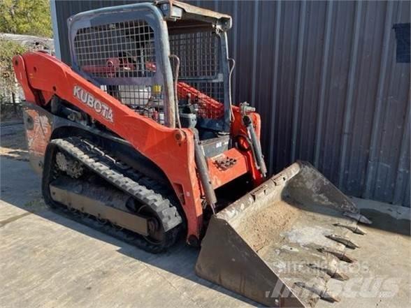 Kubota SVL75  스키드로더