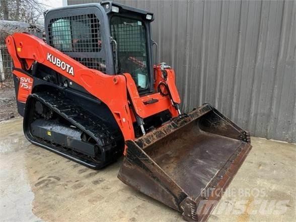 Kubota SVL75-2  스키드로더