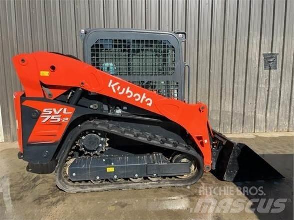 Kubota SVL75-2  스키드로더