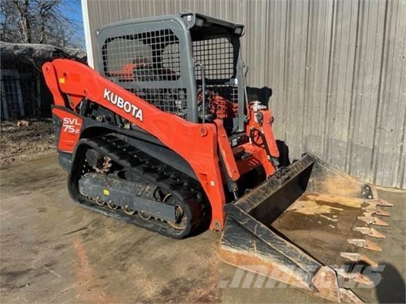 Kubota SVL75-2  스키드로더