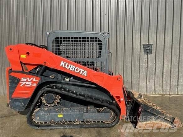 Kubota SVL75-2  스키드로더