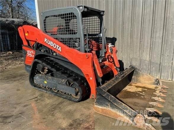 Kubota SVL75-2  스키드로더