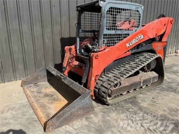 Kubota SVL90  스키드로더