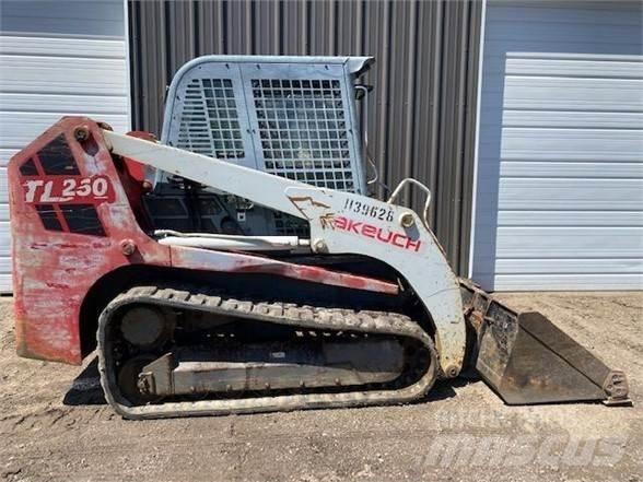 Takeuchi TL250  스키드로더
