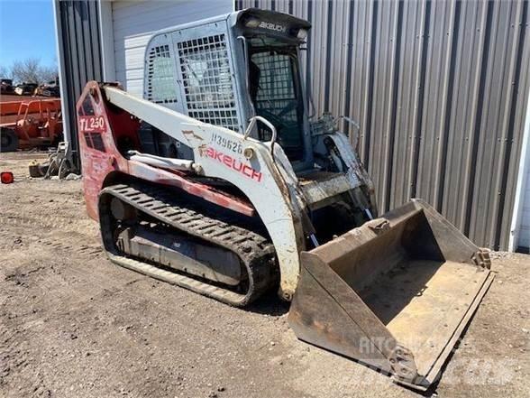 Takeuchi TL250  스키드로더