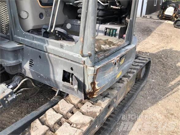 Volvo ECR58D 대형 굴삭기 29톤 이상