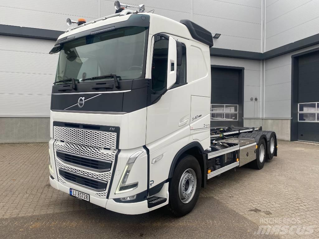Volvo FH 540 훅 리프트 트럭