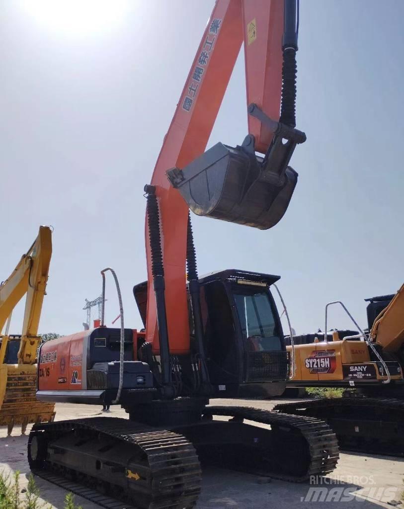 Hitachi Zaxis 240 LC 대형 굴삭기 29톤 이상