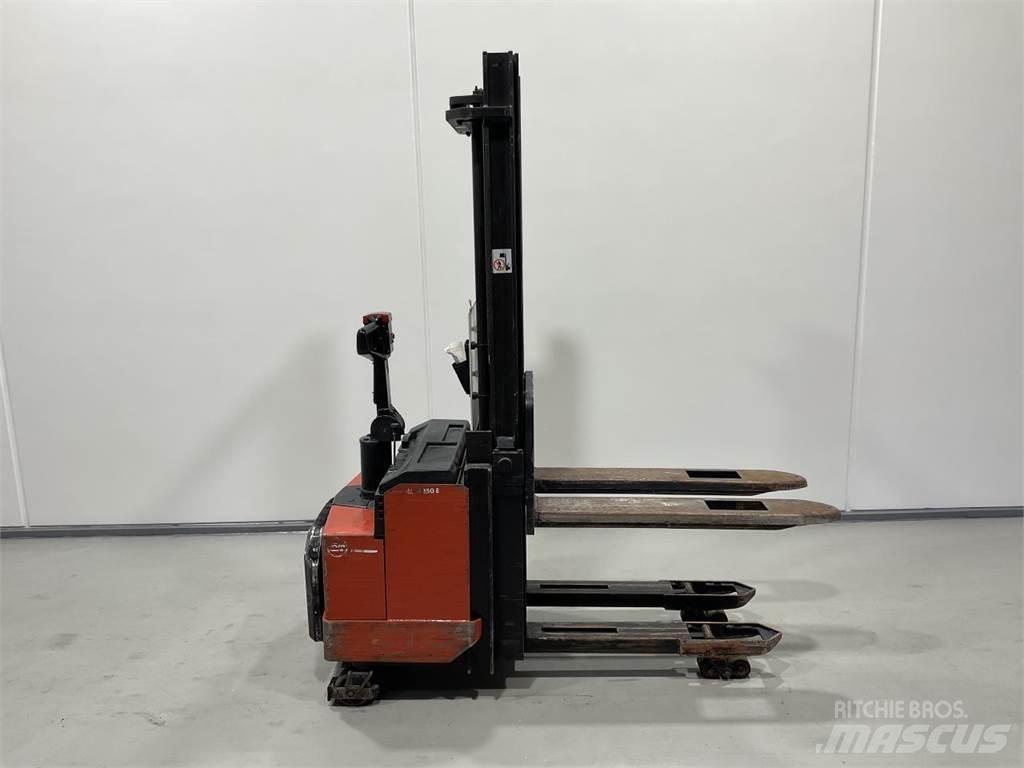 BT LSF1250/11 보행식 리치 지게차