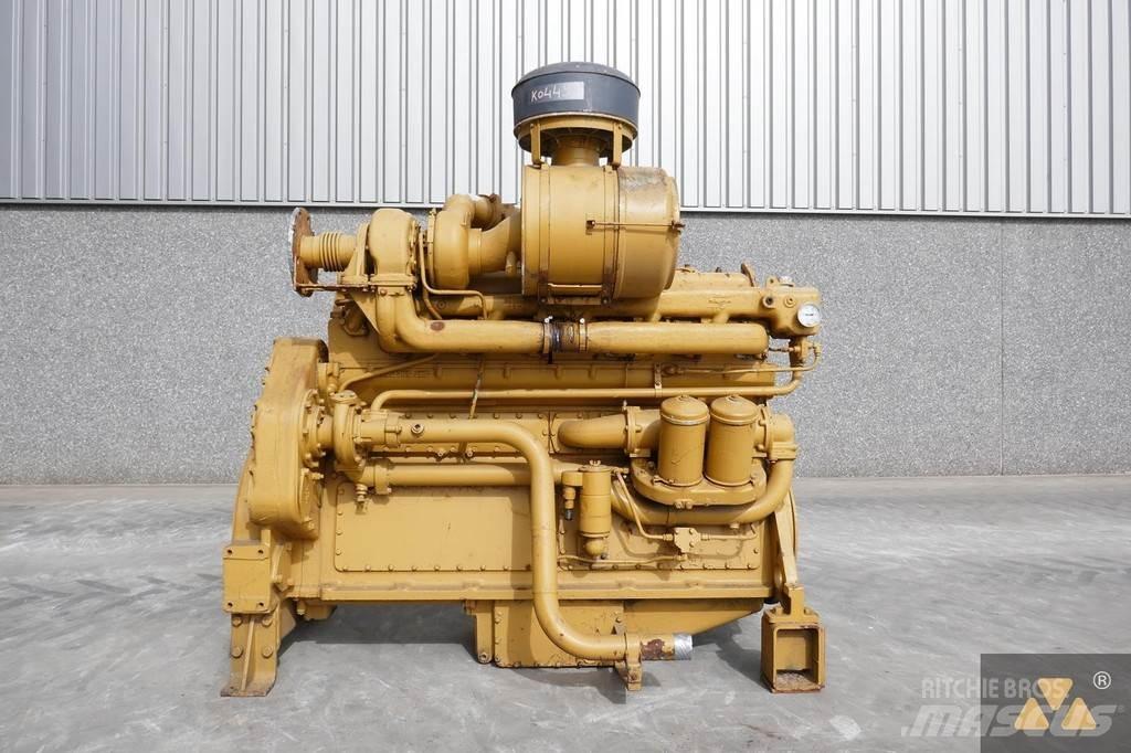 CAT D353E 엔진