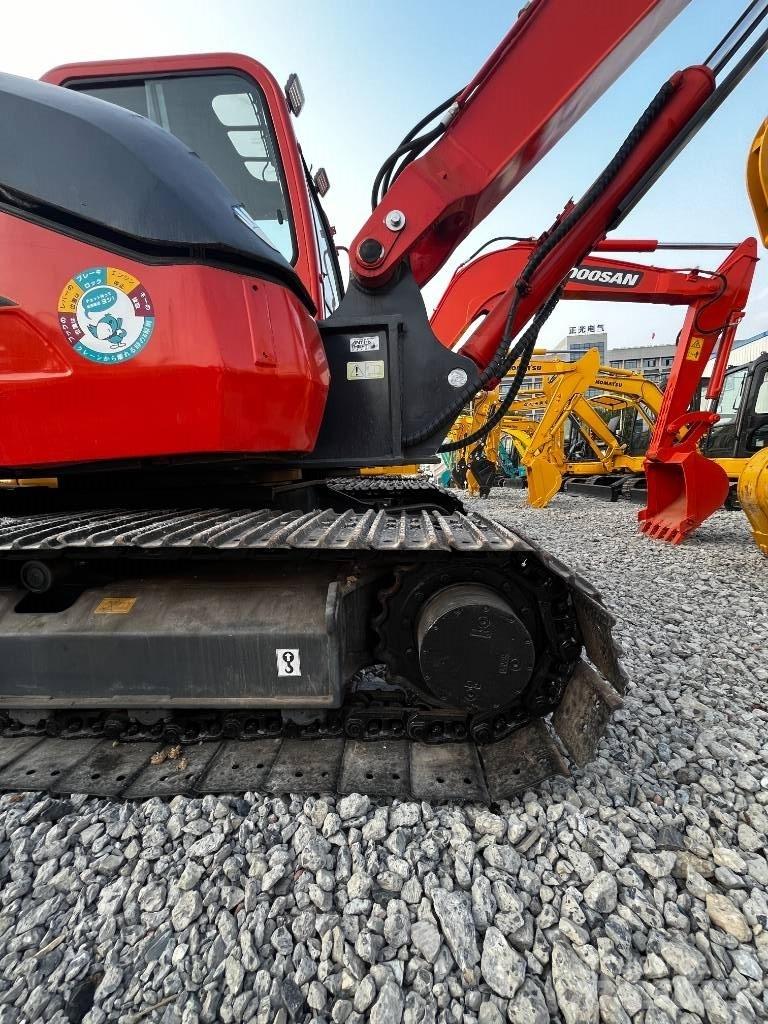 Kubota KX 080-3 중형굴삭기 7톤-28톤