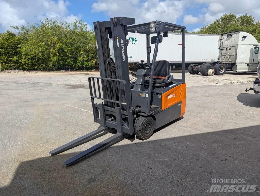 Doosan B 18 T-7 전동 지게차